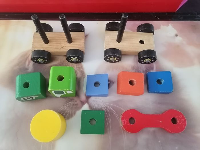 Train en bois. - photo numéro 4