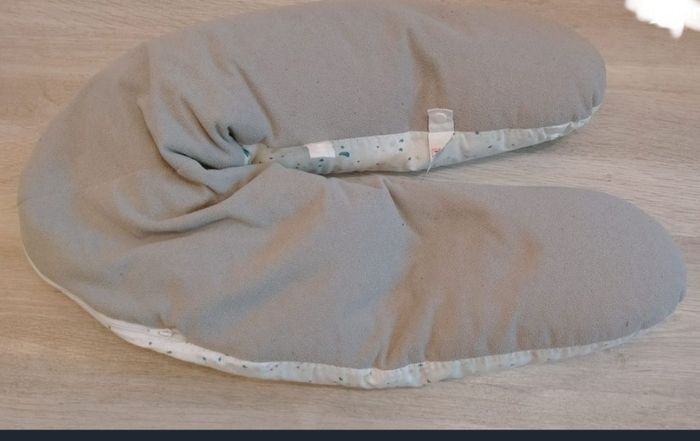 Coussin d'allaitement - photo numéro 2