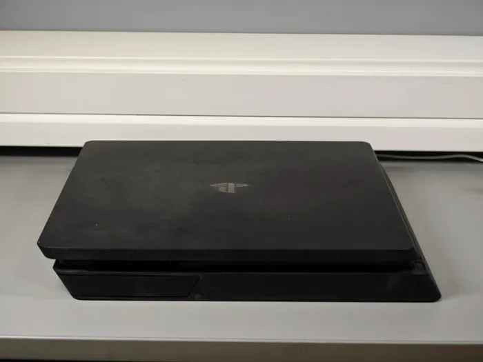 Console PS4 Slim / 500Go/ Manette/ OS 12.52/ Garanti 1 an - photo numéro 9