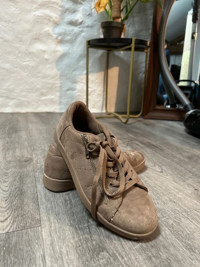 Baskets suédine beige camel femme - Très confortables - Taille 40 - photo numéro 3