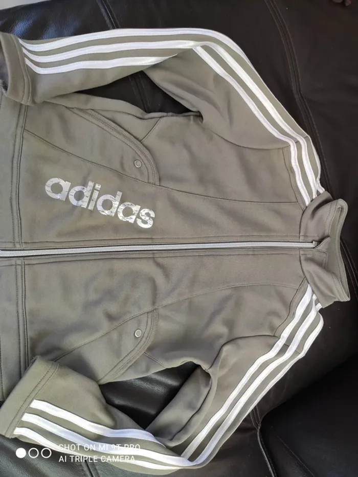Veste adidas kaki 10 ans