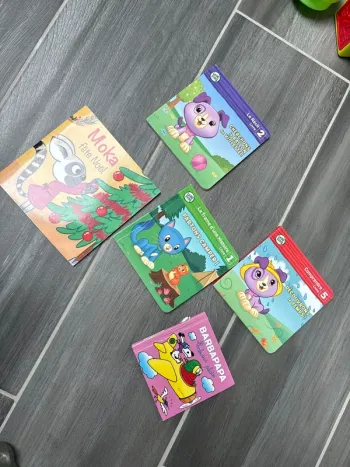 Lot de 5 petits livres