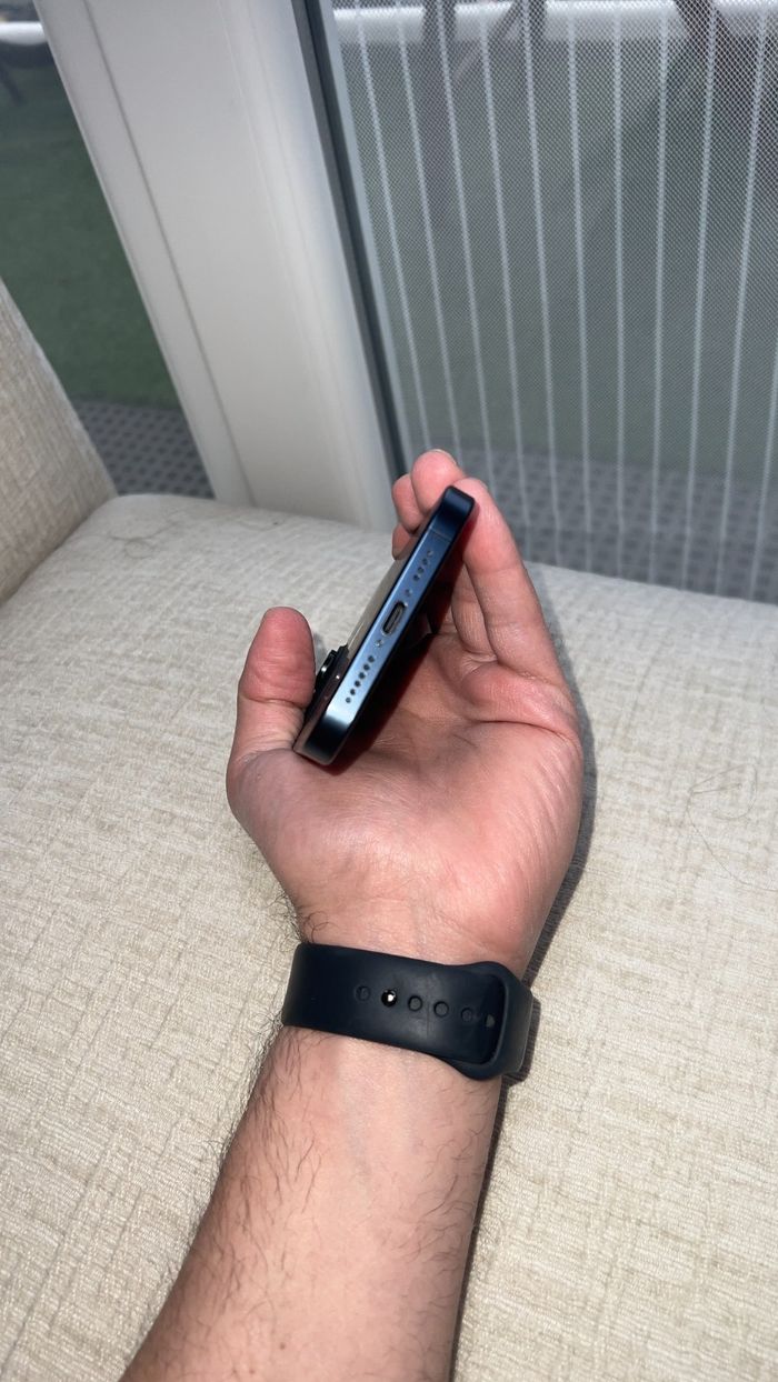 i P h o n e 15 pro Max - photo numéro 4