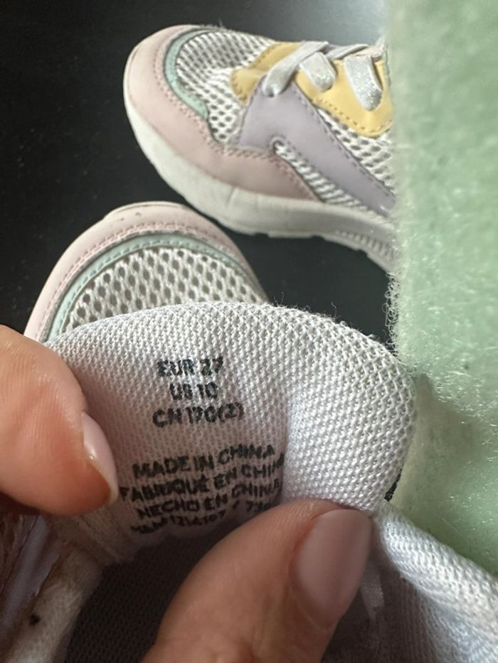 Baskets pastel H&M taille 22 - photo numéro 4