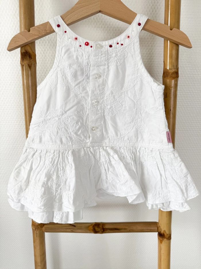 Robe blanche sans manches Catimini Taille 6 mois - photo numéro 2