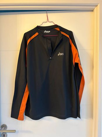 Haut Asics