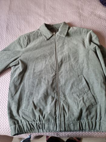 Blouson velours côtelé vert clair taille L neuf