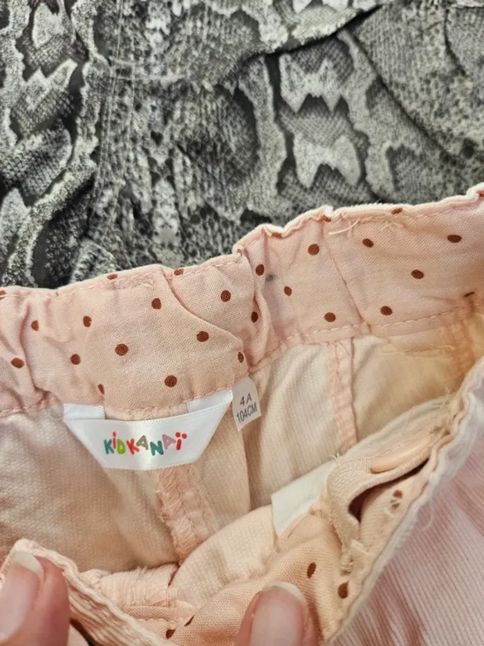 Lot short hiver 4/5ans - photo numéro 2