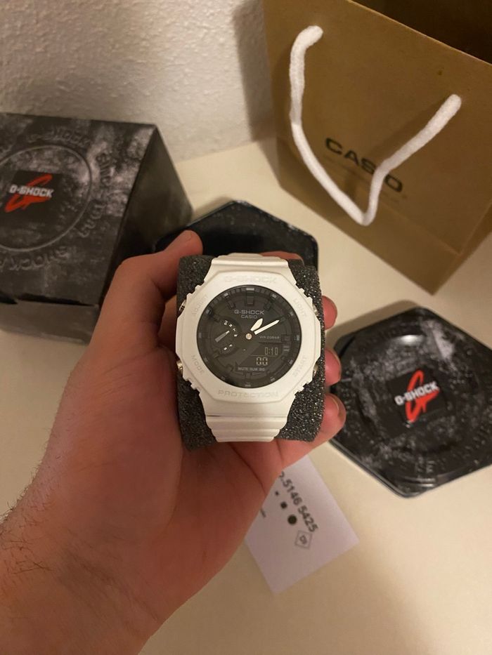 Montre G Shock blanche noire - photo numéro 2