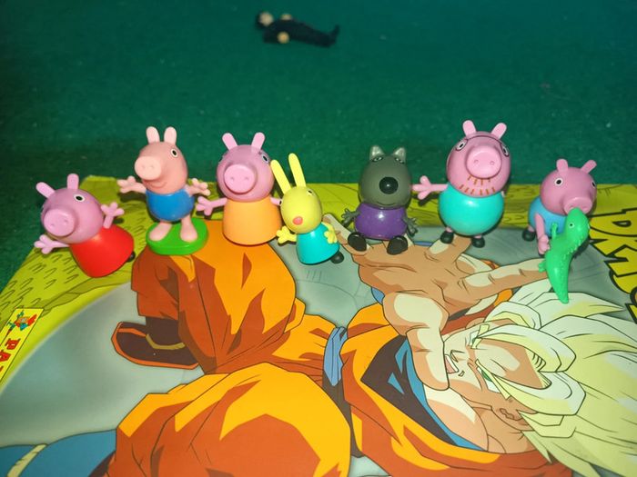Lot figurines pepa pigs