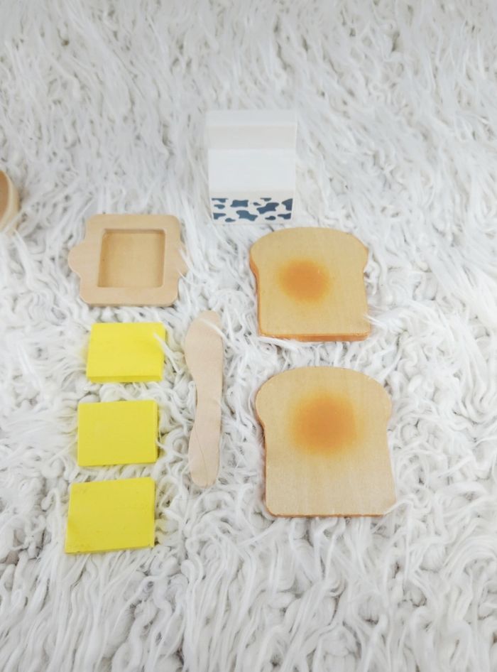 Set toaster en bois marque Vertbaudet 🎅 - photo numéro 8