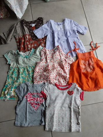 Lot de 7 t-shirt et chemise T. 18 mois