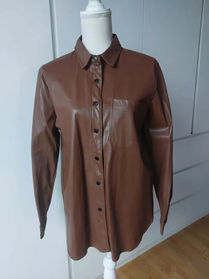 Surchemise en simili cuir marron
