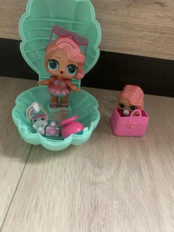 Poupée lol et accessoires