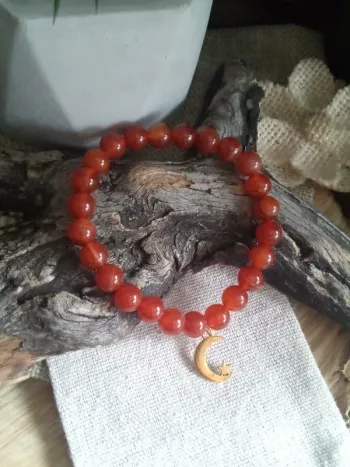 Bracelet en pierres naturelles d'agate rouge