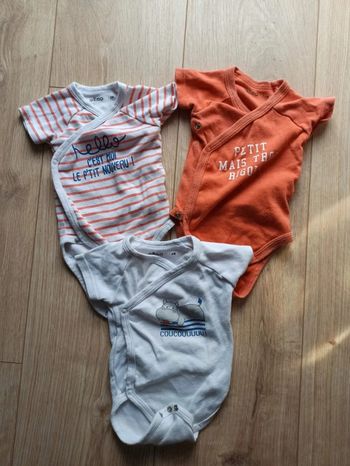 Lot de bodies manches courtes