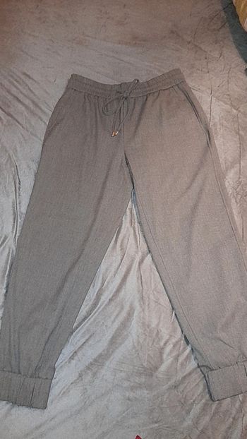 Pantalon cargo gris chiné de chez zara taille M