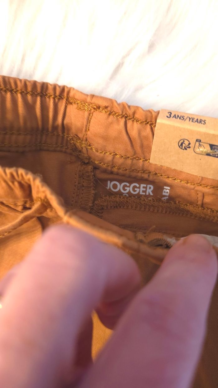 (NEUFS non portés) 🏷🏷🥰💙 superbe ensemble Teeshirt ml et pantalon doublé 3ans Garçon 💙🥰🤩 - photo numéro 4