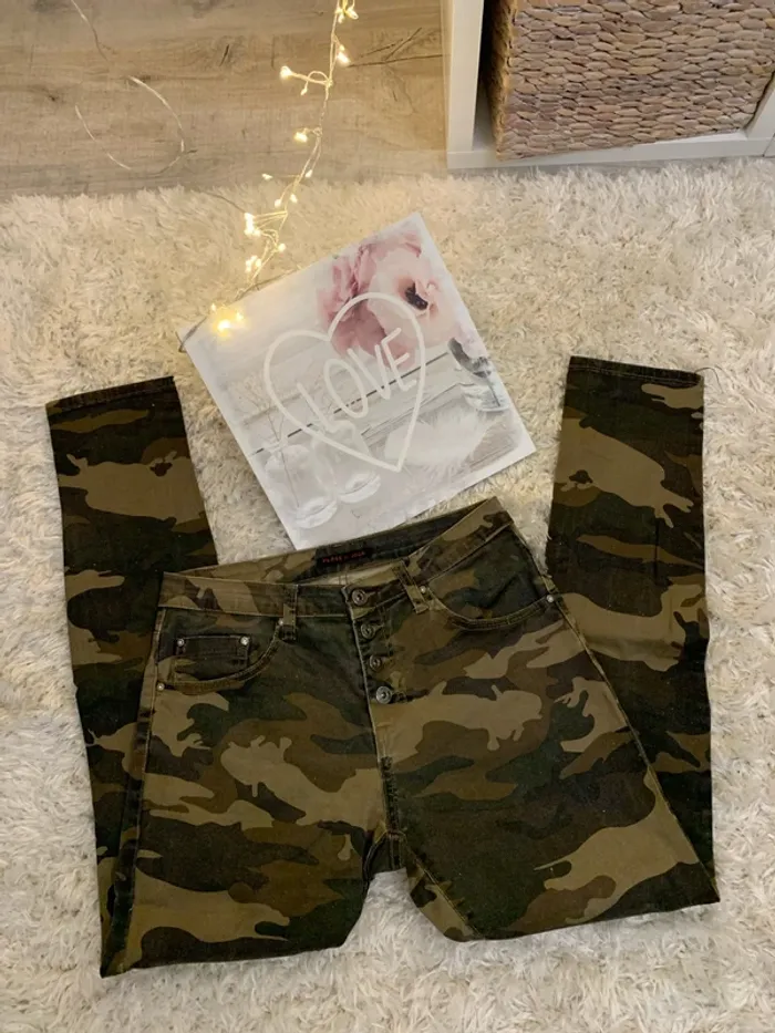 Jean court camouflage femme