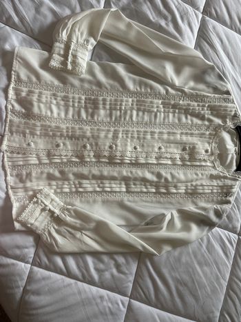 Chemisier blanc finition dentelle tsx