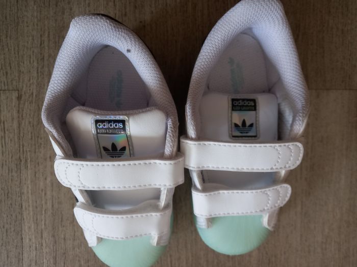 Baskets lumineux enfant Adidas star led lights baskets garçon 26 baskets fille 26 NEUF - photo numéro 7