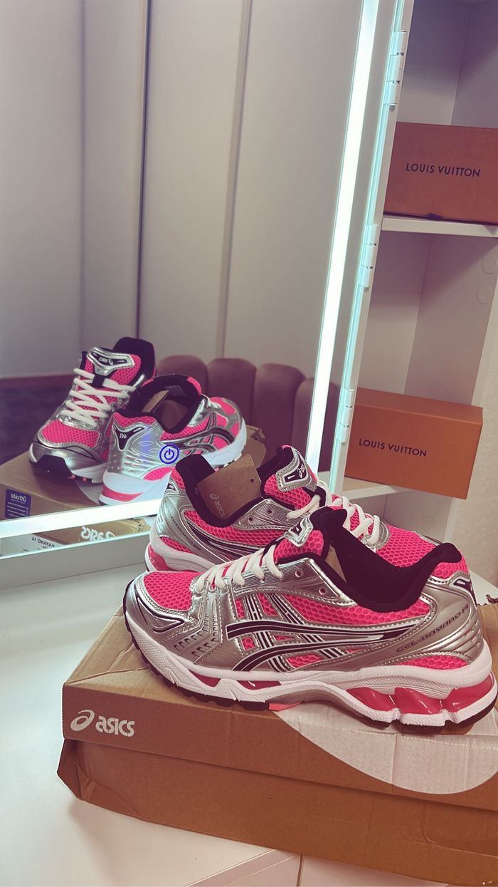 Asics Kayano 14