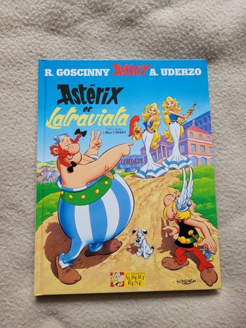 Livre Asterix et la traviala