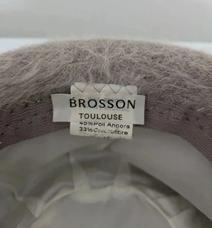 Chapeau beige en angora - Brosson Toulouse - photo numéro 4