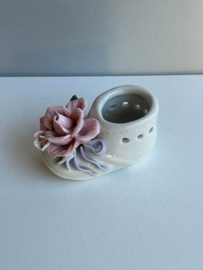 Petit sabot décoratif en porcelaine, soulier