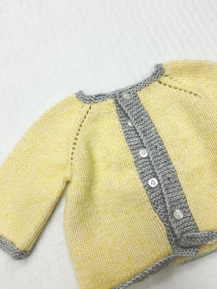 Ensemble tricot gilet et chausson - photo numéro 2