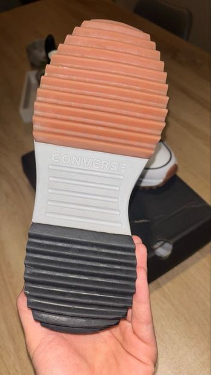 Converse - photo numéro 3