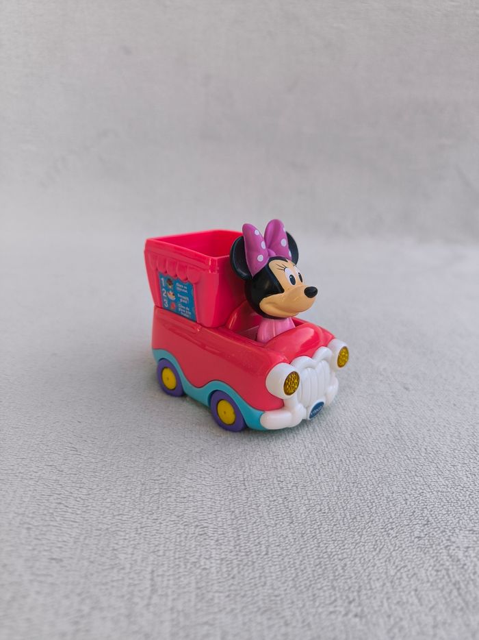 Tut Tut Minnie