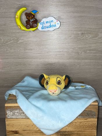 DY372 doudou lion 🦁 simba disney
