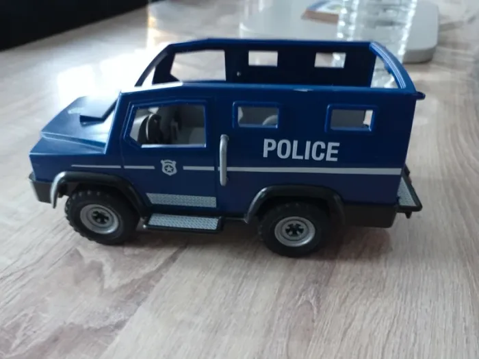 Voiture police playmobil - photo numéro 2