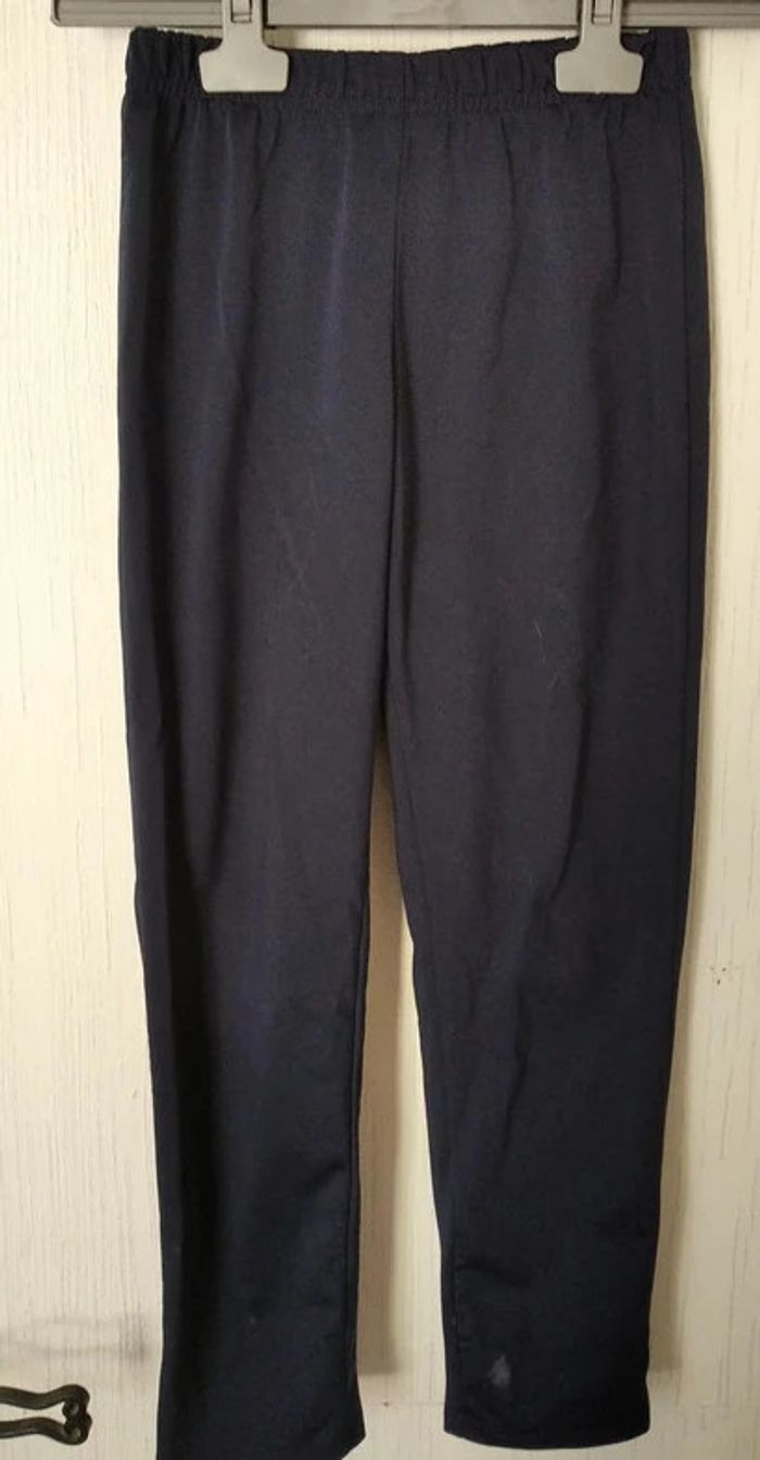 ensemble sport bleu et rose Decathlon 8 ans - photo numéro 3