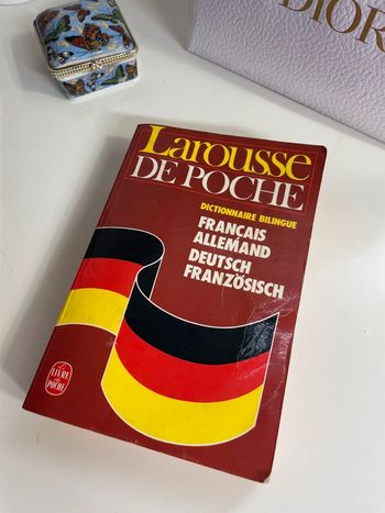 Dictionnaire Larousse de poche - français-allemand