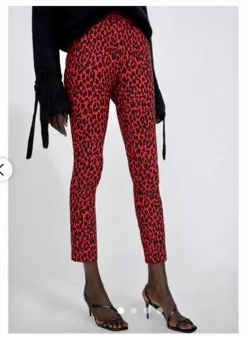 Slim léopard rouge Zara