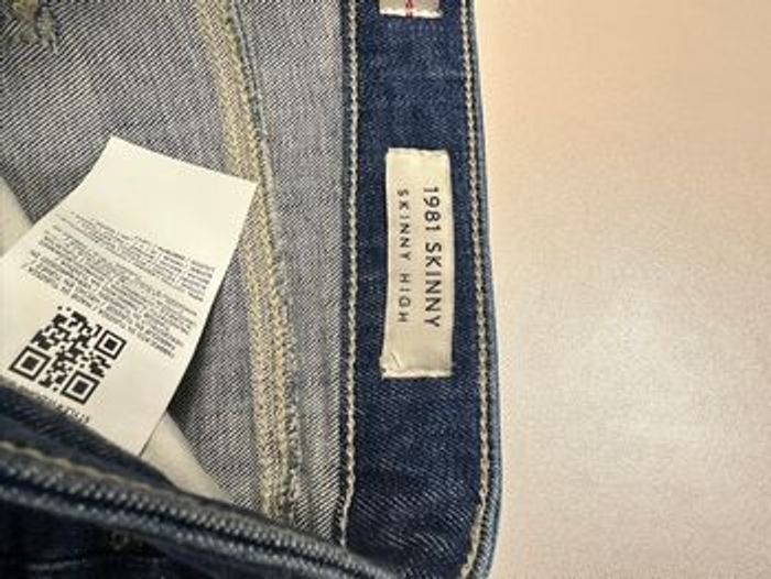 Guess jean à strass taille 27 - photo numéro 5