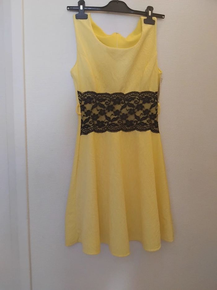 Robe femme été taille S neuf