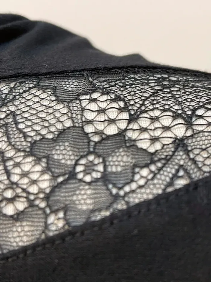 Superbe Haut noir dentelle Kookai 🌸 T 2 40 - photo numéro 6