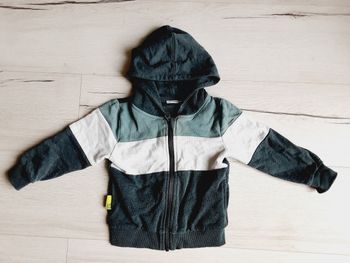 Vêtement bébé garçon gilet à capuche Name it 2 ans