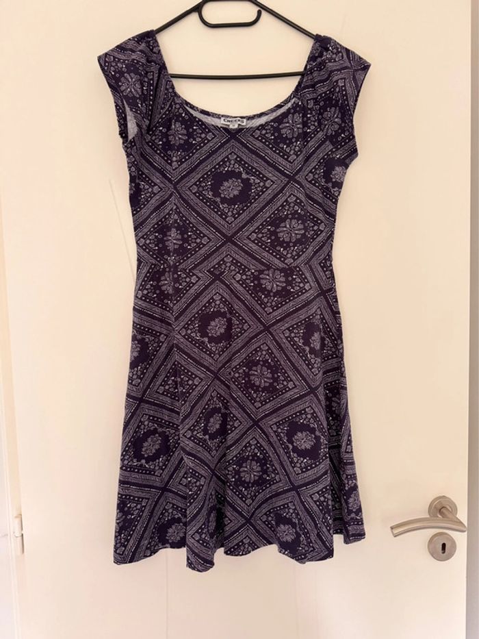 Robe à volants à motifs - photo numéro 2