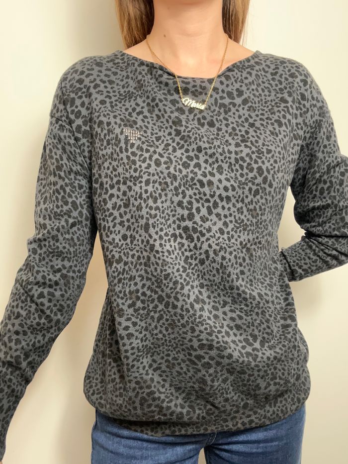 Pull fin guess léopard  taille M 🌸 - photo numéro 3
