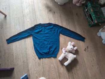 Pull bleu marine 9 ans