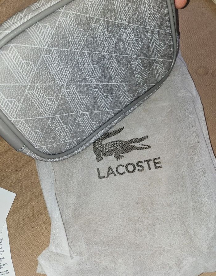 Sacoche Lacoste - photo numéro 2