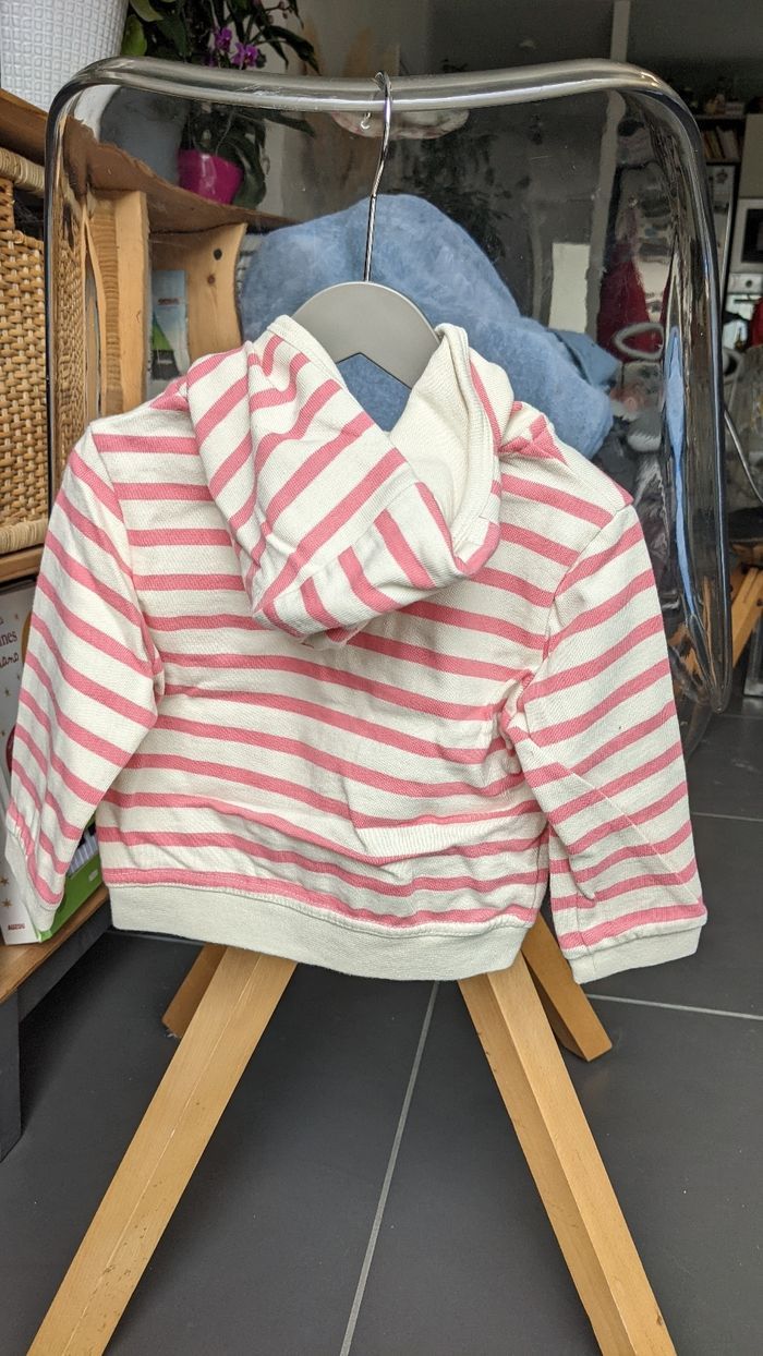 Gilet à capuche rayé rose et beige - photo numéro 2