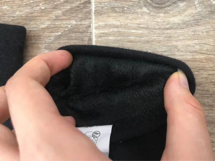 Gants noir fourré - photo numéro 4
