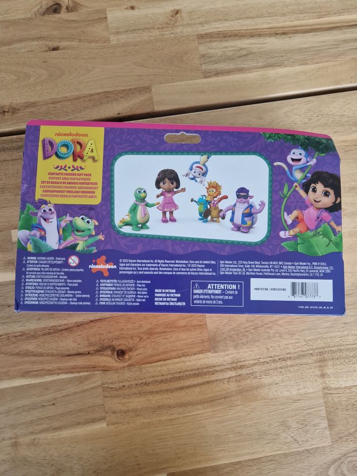 Coffret figurine dora l'exploratrice neuf - photo numéro 2