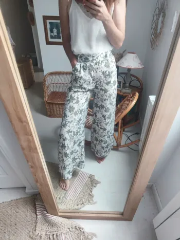 Pantalon fleuri