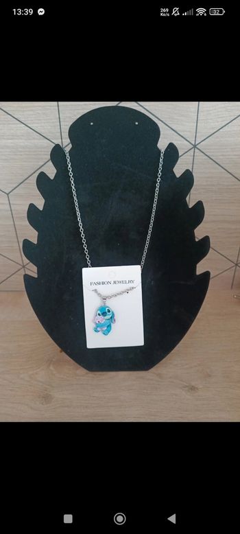 Collier stitch neuf